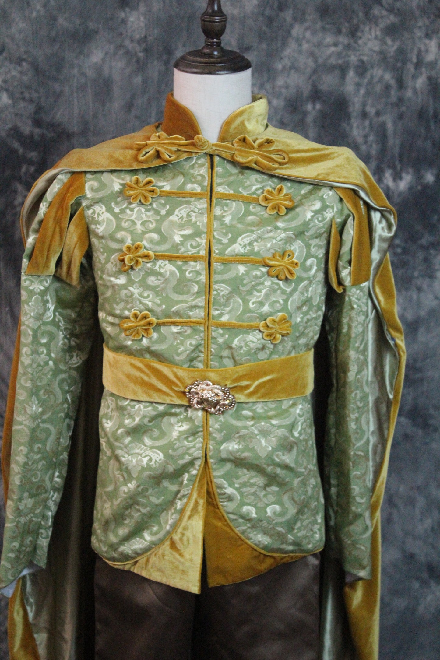 Princess And The Frog Prince Naveen Cosplay Costumes
